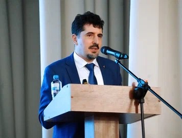 Директор ИВИ РАН выступил c публичной лекцией на открытии выставки, посвящённой 75-летию СЭВ 